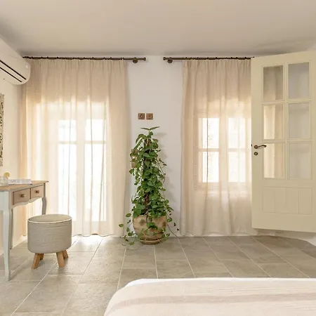 Memorias Sangri Naxos Villa Ano Sangrion