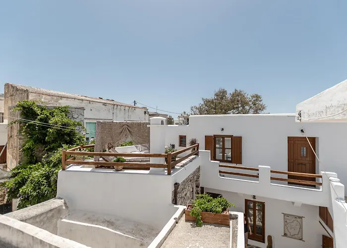 Memorias Sangri Naxos Ano Sangrion